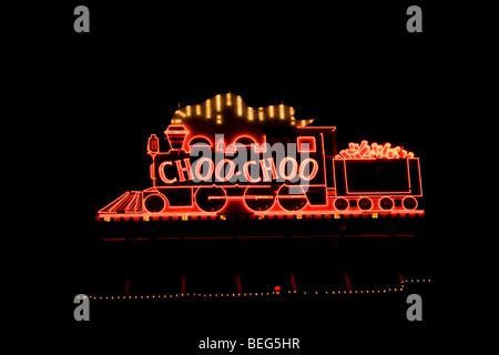 Chattanooga Choo Choo en néon la nuit, Chattanooga CHOO CHOO, Hôtel Chattanooga, Tennessee TN, USA Banque D'Images