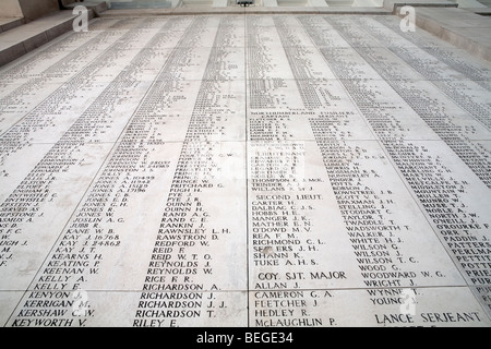 Liste des noms des soldats britanniques tombés dans le Memorial Menin Gate, contenant les noms de 54 896 britanniques qui sont morts dans la Première Guerre mondiale 1 Banque D'Images