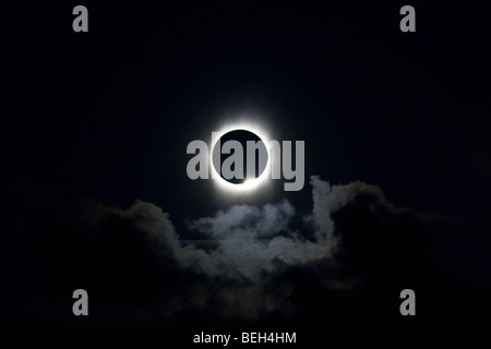 L'éclipse totale du 21 juillet 2009, l'Atoll de Aitutaki, Îles Cook Banque D'Images