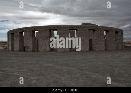 Stonehenge, monument commémoratif de guerre de la Première Guerre mondiale, l'État de Washington, construit par Samuel Hill, terminés le 30 mai 1929, USA Banque D'Images