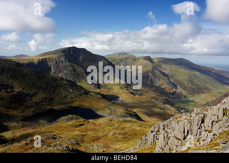 La montagne de Y Garn et le nant Ffrancon valley, dans l'ouest de l'Glyderau montagnes, le parc national de Snowdonia Banque D'Images