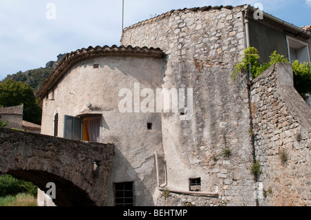 Maison en pierre, Saint-Guilhem-le-Desert village, France Banque D'Images