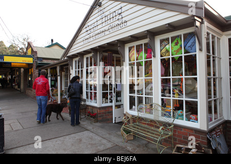 Boutiques dans l'Olinda, Dandenongs, Victoria, Australie Banque D'Images