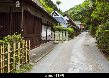 Dans la rue Sagano, Kyoto, Japon Banque D'Images