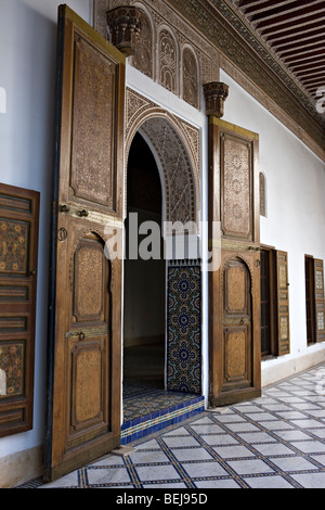 Portes en palais Bahia, Marrakech Banque D'Images