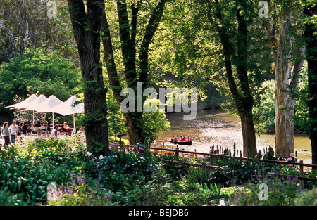 Riverside cafe, Melbourne, Australie Banque D'Images