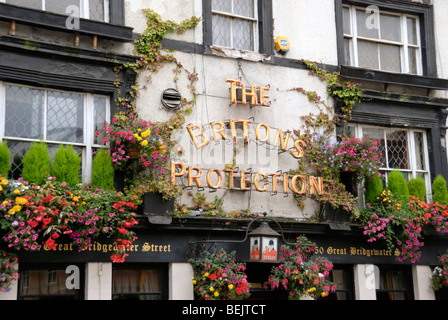 Le Britons Protection pub dans Great Bridgewater Street, Manchester, Angleterre, Royaume-Uni. Banque D'Images