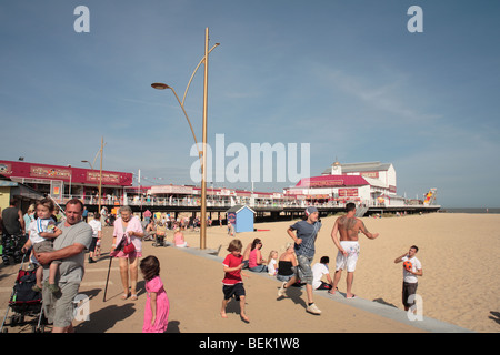 Plage et jetée de Britannia, Great Yarmouth Banque D'Images