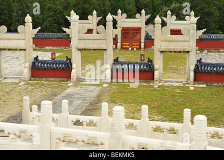 Temple du Ciel - Par Tiantan en voûte céleste impériale avec monticule circulaire autel, Beijing CN Banque D'Images