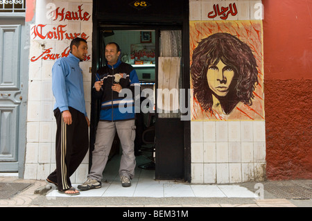 Barber shop dans la vieille médina, Casablanca, Maroc, Afrique Banque D'Images