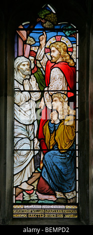 Un vitrail représentant la résurrection de Lazare, St Edmund's Church, Swanton Novers. La Norfolk Banque D'Images