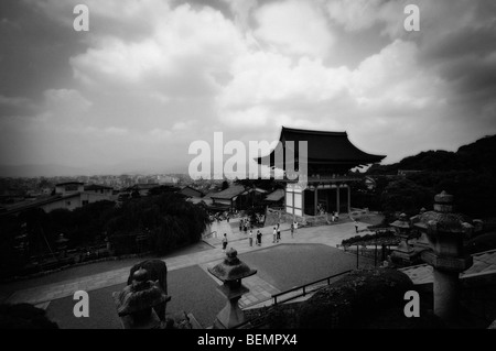 Deva Gate. Le Temple Kiyomizu-dera. Le protocole de Kyoto. Kansai. Le Japon Banque D'Images