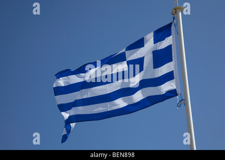 Drapeau national grec dans la république de Chypre Banque D'Images