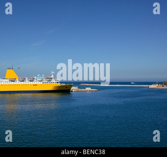 Le port d'Ibiza Iles Baléares en Espagne. Destination de vacances Banque D'Images