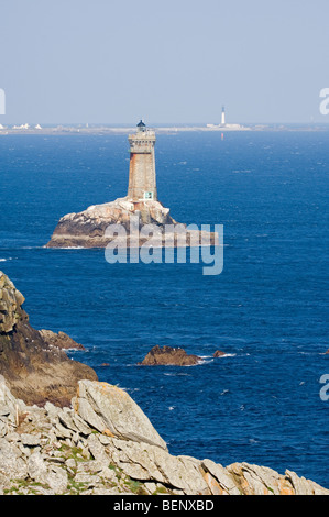 Les phares Phare de la Vieille et le programme Phare de Sein, Pointe du Raz, Plogoff, Finistère, Bretagne, France Banque D'Images