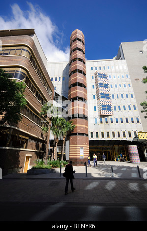 Le RMIT (Royal Melbourne Institute of Technology), 8 Bâtiment abritant le Théâtre Kaleide ainsi que divers services aux étudiants. Melbourne, Victoria, Australie Banque D'Images