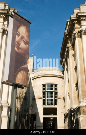 Le Sainsbury wing de la National Gallery à Trafalgar Square à Londres, Angleterre Banque D'Images