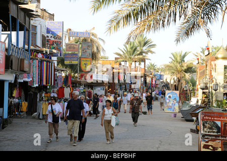 Les touristes à Dahab en Egypte Banque D'Images