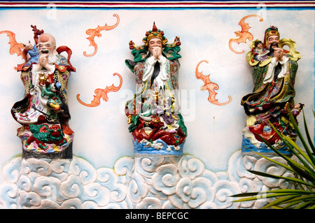Trois Immortels à un temple chinois, Chiang Mai, Thaïlande Banque D'Images