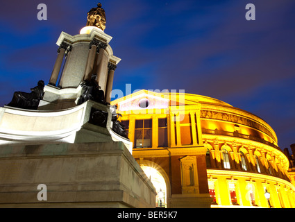 Photo de nuit de la Royal Albert Hall Banque D'Images