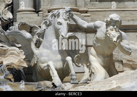 Belle fontaine de Trevi à Rome, Italie Banque D'Images