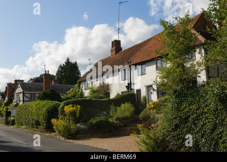 Shere village Surrey en Angleterre. Village traditionnel typique du logement. HOMER SYKES Banque D'Images