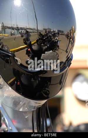 Détails et pièces de motos. Casque de Harley Davison Banque D'Images