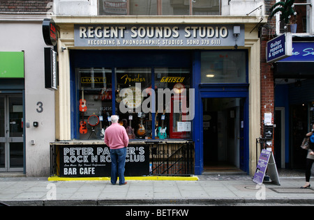 Regent Sounds Studio sur Denmark Street, London, UK Banque D'Images