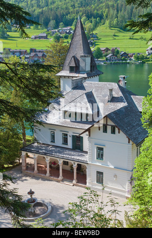 Villa au bord du lac Le lac Grundl, Bad Aussee, Styrie, Autriche, high angle view Banque D'Images