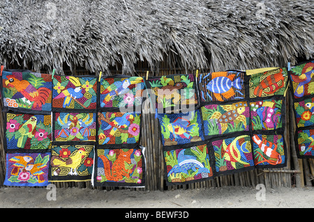 Fait à Molas kunas Playon Chico dans l'îles San Blas Panama Banque D'Images