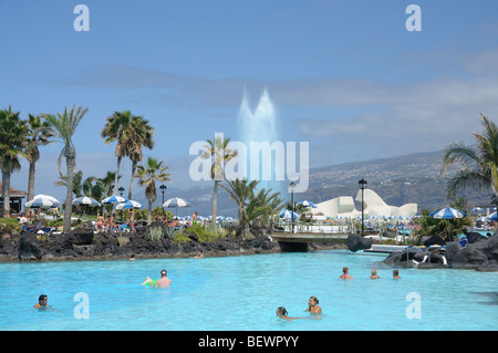 Lago Martianez - complexe piscine d'eau de mer à Puerto de la Cruz, Tenerife Banque D'Images