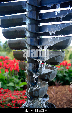 La sculpture à l'eau des jardins botaniques, Auckland, Nouvelle-Zélande Banque D'Images