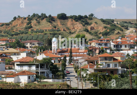 Simantra ville centrale en Chalcidique Grèce du nord Région située dans une zone de production d'olive Banque D'Images