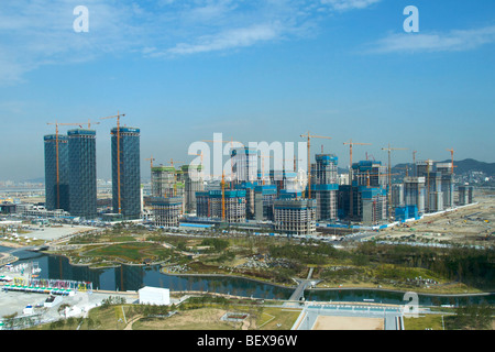 Vue sur un chantier de construction dans la partie de la zone d'IFEZ à Incheon, Corée du Sud. Banque D'Images