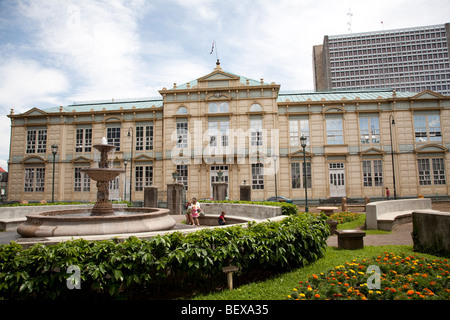 Edificio Metallico, Parque España, San Jose, Costa Rica. Banque D'Images