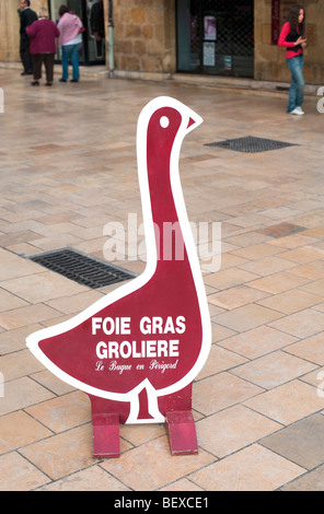 Foie Gras boutique sign, Sarlat, Dordogne, Sud Ouest France, Europe Banque D'Images