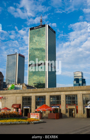 Les tours d'habitation dans le centre de Varsovie Pologne Europe Banque D'Images