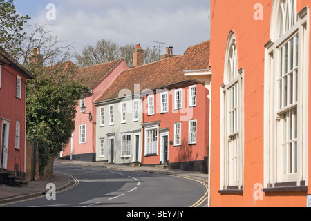 Maisons sur rue à Thaxted village, Essex, Angleterre Banque D'Images