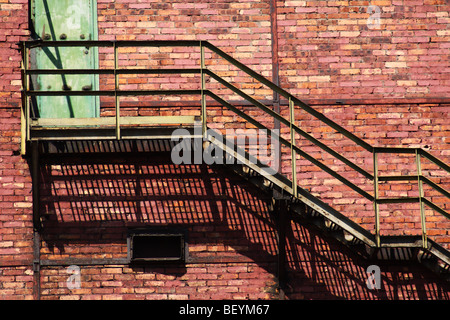 Ancienne usine escalier extérieur Banque D'Images