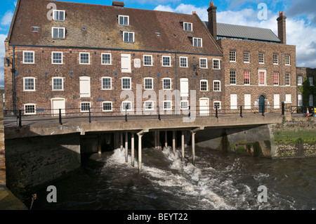 La Chambre Moulin, à trois usines, Bromley-by-Bow construit en 1776, a travaillé jusqu'en 1940 et restauré depuis - un moulin à marée sur le lea Banque D'Images