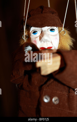 String puppet en vente dans une piscine les antiquités et marché aux puces de Bruxelles Banque D'Images