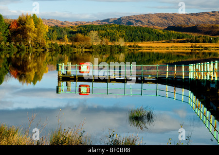 La jetée sur Loch Shiel à Lochaber Acharacle, Inverness-shire, Highland, en Écosse. 5442 SCO Banque D'Images