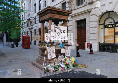 Ville de London, culte à Ian Tomlinson dans qui est mort au G20 protestations Banque D'Images