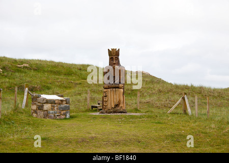 Copie à grande échelle de la Lewis Chessman à Uig sur l'île de Lewis, en Écosse Banque D'Images