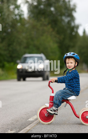 Tricycle enfant sur Banque D'Images