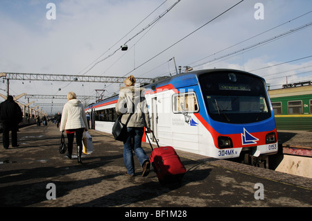 Moscou, la plate-forme ferroviaire, train, Mer Blanche, Russie Banque D'Images