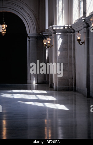 En couloir à San Francisco City Hall Banque D'Images