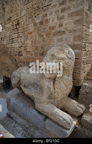 St Marks lion symbole de Venise dans les murs de la vieille ville de Famagouste République turque de Chypre-Nord rtcn Banque D'Images