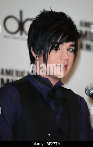 ADAM LAMBERT NOMINATIONS POUR LES AMERICAN MUSIC AWARDS 2009 Beverly Hills Los Angeles CA USA 13 Octobre 2009 Banque D'Images