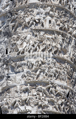 Détail de la colonne de Marc-aurèle, Piazza Colonna, Rome, Italie, Europe Banque D'Images